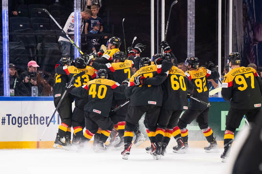 Players of Germany celebrate