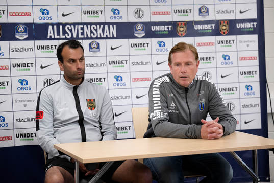 Brommapojkarnas assisterande tränare Andreas Engelmark och