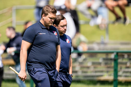 Höganäs lagledare Lucas Lindau och tränare Luke Owen
