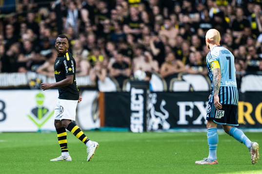AIKs Abdussalam Magashy och Djurgårdens Magnus Eriksson