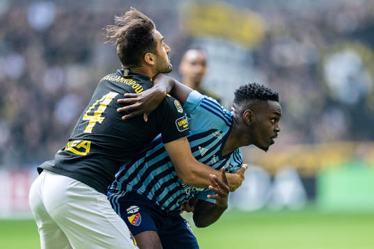 AIKs Sotirios Papagiannopoulos och Djurgårdens Joel Asoro