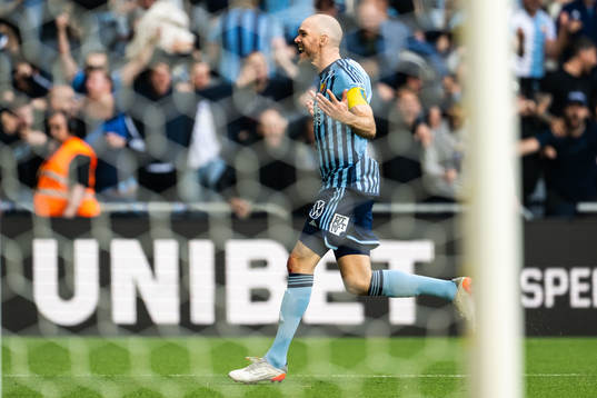 Djurgårdens Marcus Danielson jublar