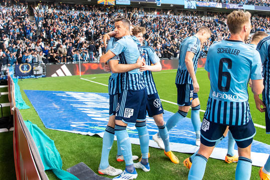 Djurgårdens Marcus Danielson jublar
