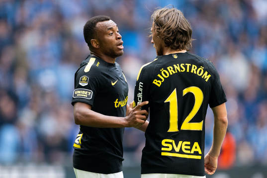 AIKs Abdussalam Magashy och Axel Björnström