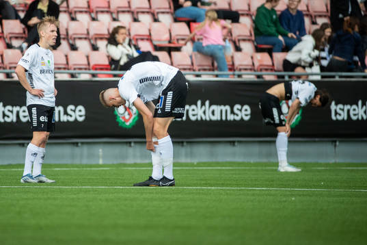 Örebros David Seger deppar