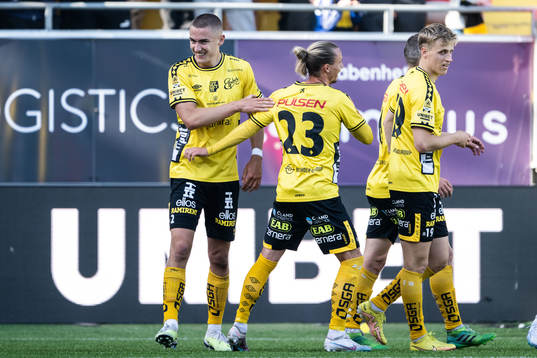 Elfsborgs Gustaf Lagerbielke jublar