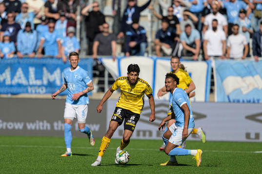 Elfsborgs Ahmed Qasem och Malmö FFs Gabriel Busanello