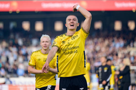 Elfsborgs Gustaf Lagerbielke jublar