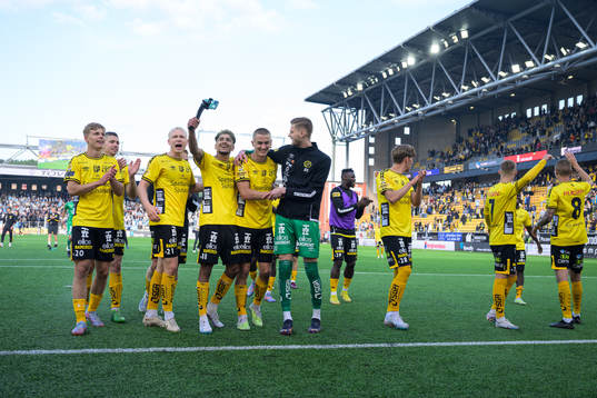 Elfsborgs spelare jublar