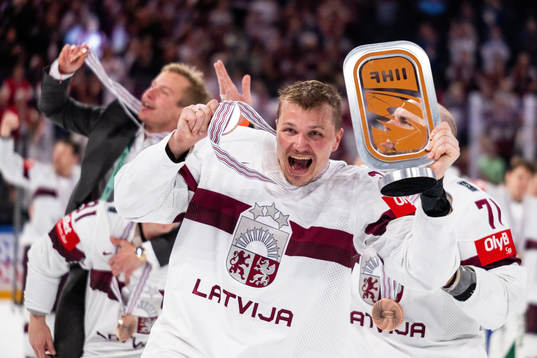 Oskars Cibulskis of Latvia celebrates