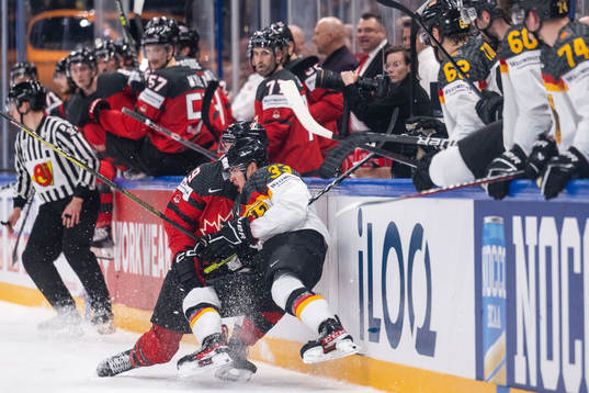 Samuel Blais of Canada and John Peterka of Germany