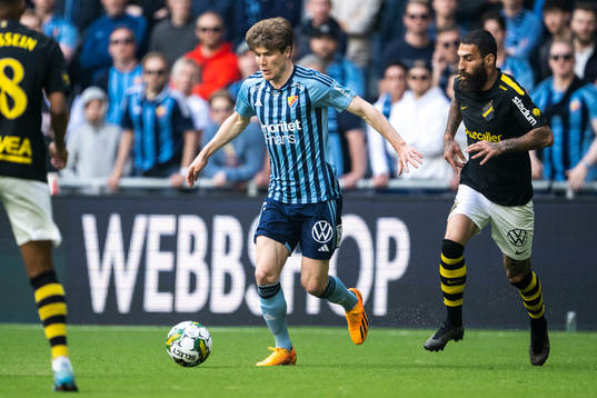 Djurgårdens Oliver Berg och AIKs Jimmy Durmaz