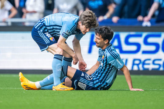 Djurgårdens Gustav Wikheim har ont