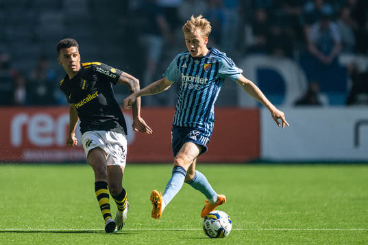 AIKs Rui Modesto och Djurgårdens Oskar Fallenius