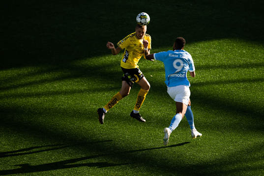Elfsborgs Andre Ibsen Rømer och Malmö FFs Isaac Kiese