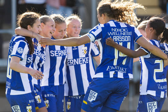 IFK Göteborgs Filippa Hopkins jublar med lagkamrater