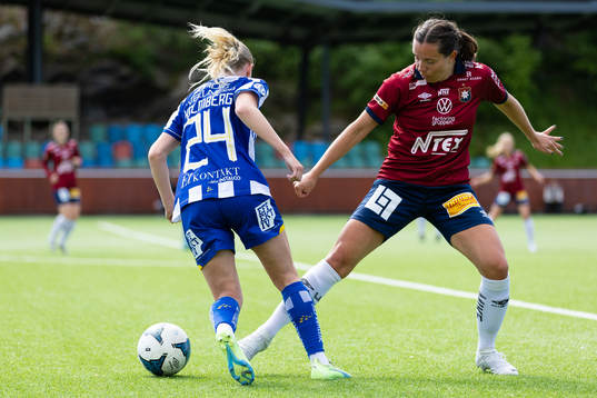 IFK Göteborgs Felicia Holmberg och Örgrytes Johanna