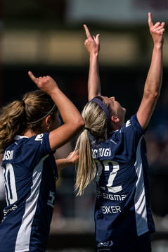 FC Rosengårds Olivia Schough jublar