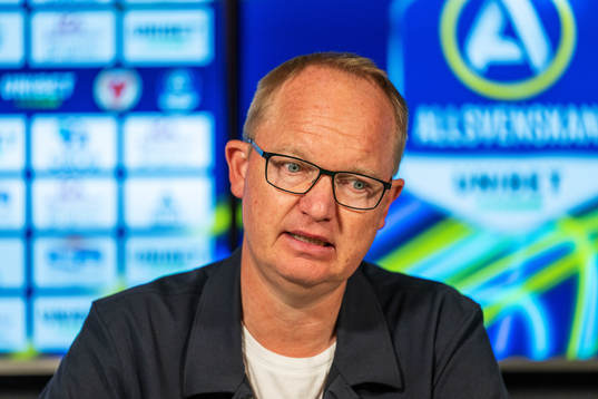 IFK Norrköpings tränare Glen Riddersholm deppar