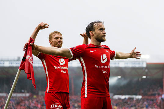 Bård Finne of Brann celebrates