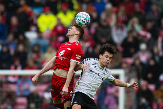 Thore Baardsen Pedersen of Brann and Sverre Halseth Nypan