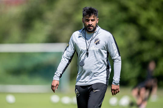 AIKs assisterande tränare Mesut Meral
