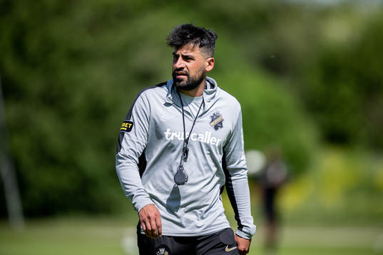 AIKs assisterande tränare Mesut Meral