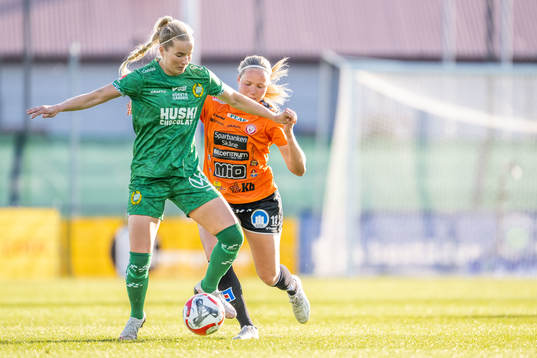 Hammarbys Eva Nyström och Kristianstads Hlin Eiriksdottir