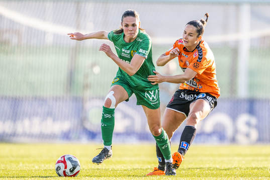 Hammarbys Simone Boye Sørensen och Kristianstads Evelyne