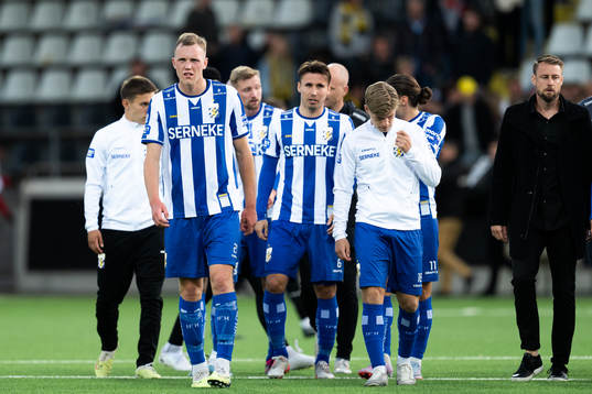 IFK Göteborgs Adam Carlén deppar