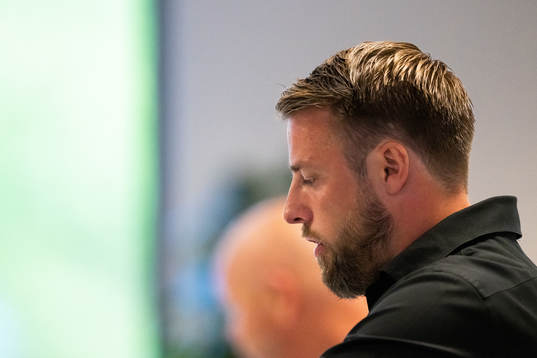 IFK Göteborgs tränare William Lundin på presskonferensen