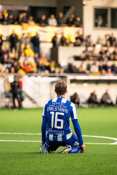 IFK Göteborgs Linus Carlstrand deppar
