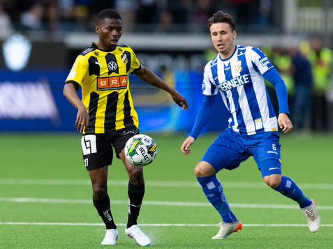 Häckens Akoua Romeo Amane och IFK Göteborgs Anders