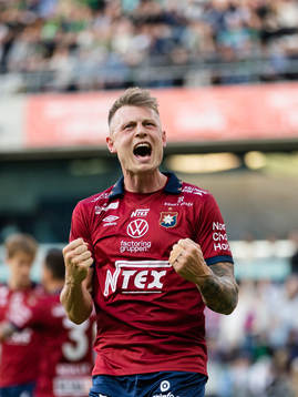 Örgrytes Marcus Haglind Sangre jublar