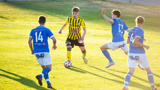 IFK Hässleholms Amir Ramanovski i matchen i DM mellan IFK