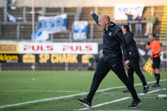 Landskronas tränare Billy Magnusson agerar