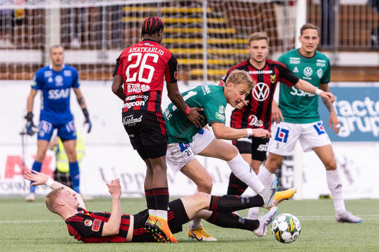 Brages Henry Sletsjøe mot Östersunds Chovanie Amatkarijo