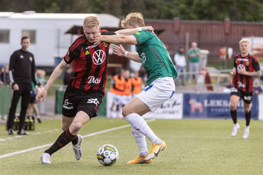 Östersunds Malcolm Stolt och Brages Henry Sletsjøe