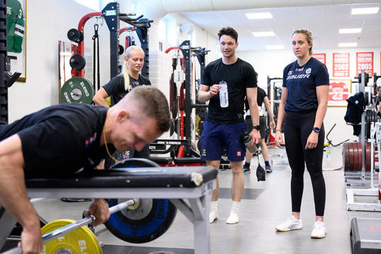 Jennifer Carlsson, Max Friberg, Nils van der Poel och Hanna