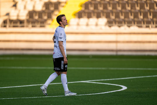 Örebros Daniel Hultqvist deppar