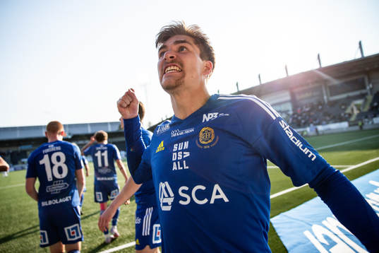 GIF Sundsvalls Johan Bengtsson jublar