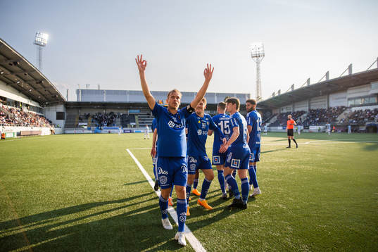 GIF Sundsvalls Pontus Engblom jublar
