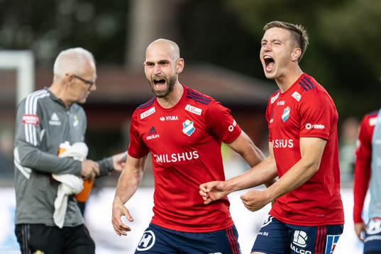 Östers Sebastian Hedlund och Runar Thor Sigurgeirsson