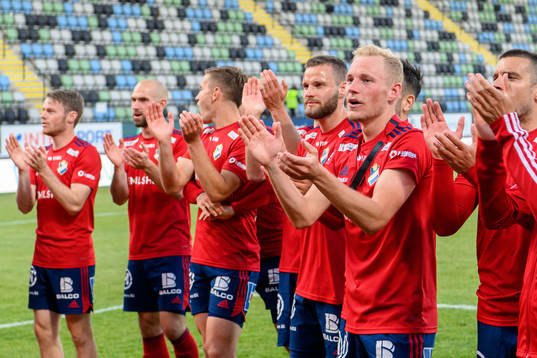 Östers Adam Bergmark Wiberg julbar