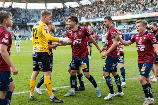 Örgrytes spelare jublar