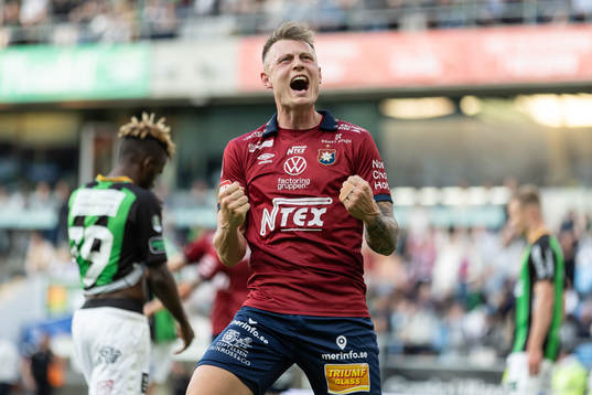 Örgrytes Marcus Haglind Sangre jublar