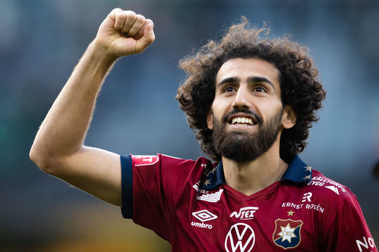 Örgrytes Hady Saleh Karim jublar