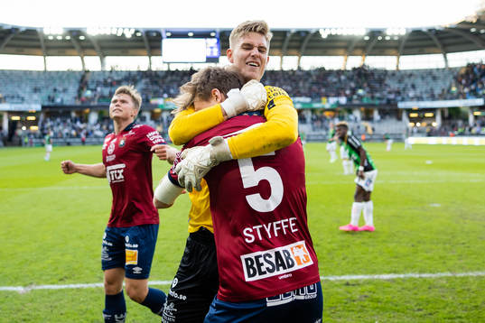 Örgrytes målvakt Mathias Nilsson och Christoffer Styffe