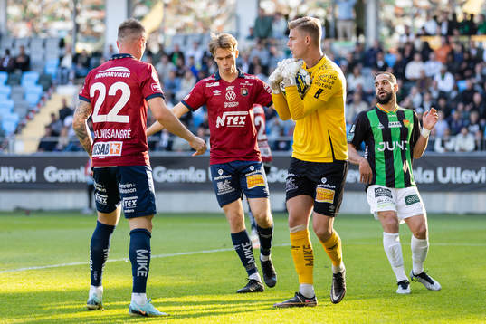 Örgrytes målvakt Mathias Nilsson