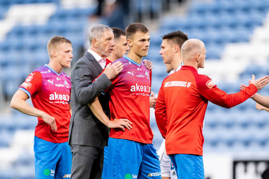 Helsingborgs tränare Stuart Baxter och Erik Ring deppar